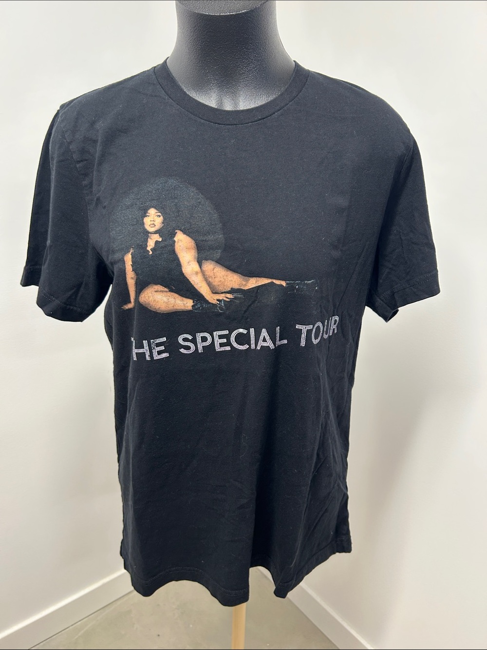 Men's Black 'The Special Tour' Graphic Tee